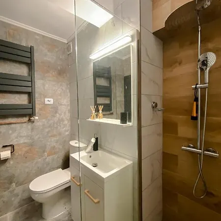 Central Station Two-bedroom Family *