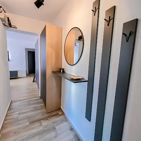 Station Two-bedroom Family Lägenhet *