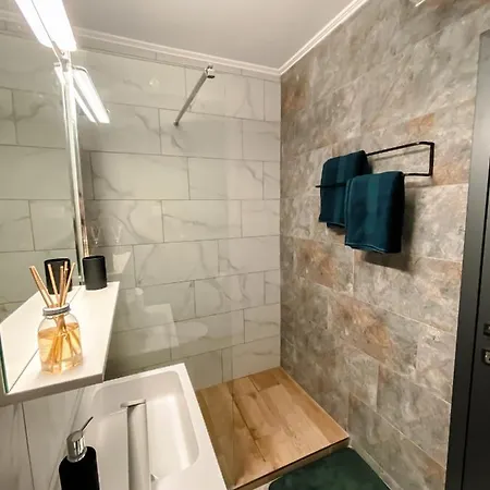 Station Two-bedroom Family Lägenhet