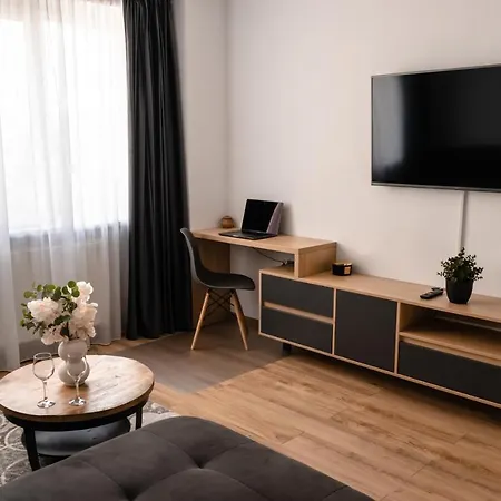 Central Station Two-bedroom Family *