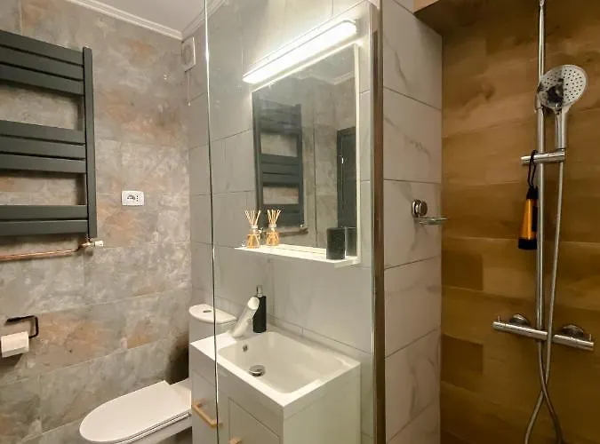 Station Two-bedroom Family *