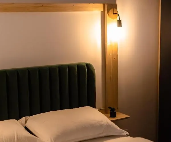 Station Two-bedroom Family Lejlighed *