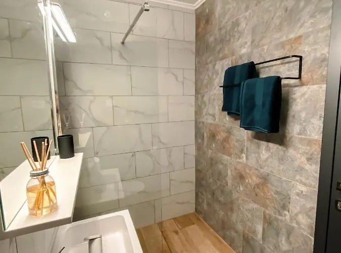 Station Two-bedroom Family Apartamento